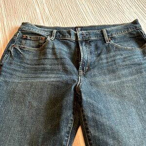 Gap girlfriend jeans denim size 10/30 Regular